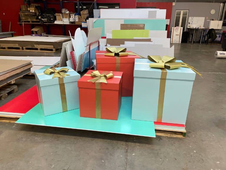 mobilier carton cadeau 3