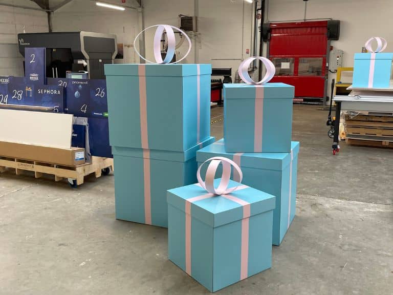 mobilier carton cadeau