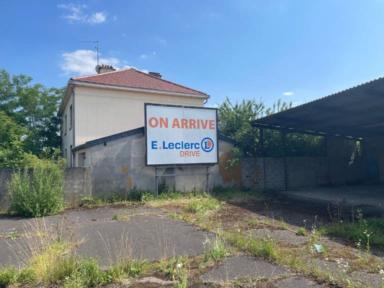 panneau publicitaire leclerc drive